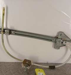 Leve vitre mecanique arriere gauche RENAULT MEGANE 1 Photo n°1