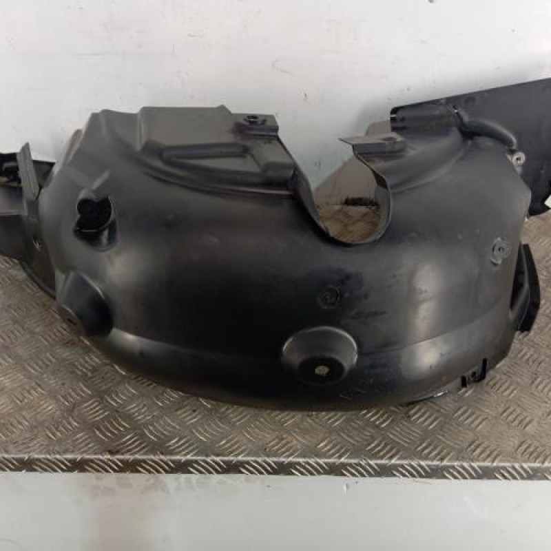 Pare boue arriere gauche RENAULT CAPTUR 1