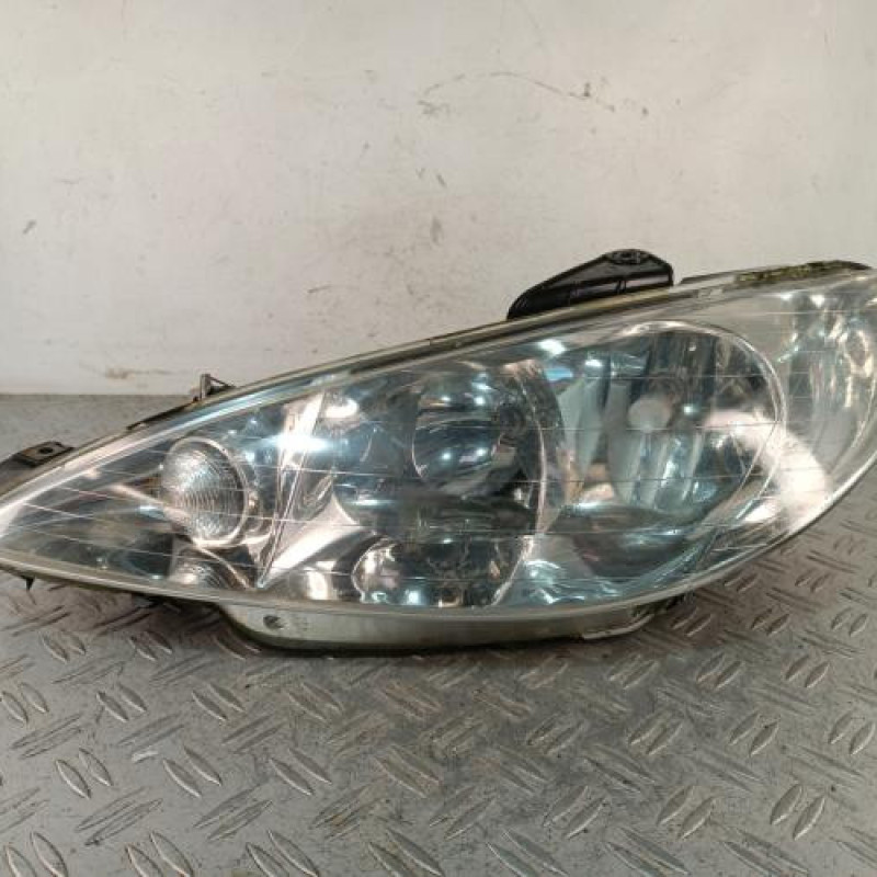 Optique avant principal gauche (feux)(phare) PEUGEOT 206