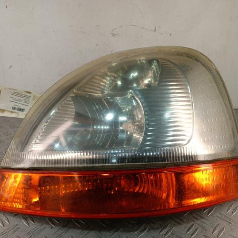 Optique avant principal gauche (feux)(phare) RENAULT MASTER 2