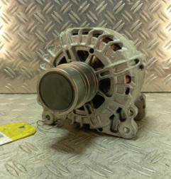 Alternateur AUDI A1 1 Photo n°1