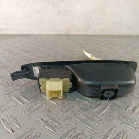 Interrupteur de leve vitre arriere gauche RENAULT CAPTUR 1