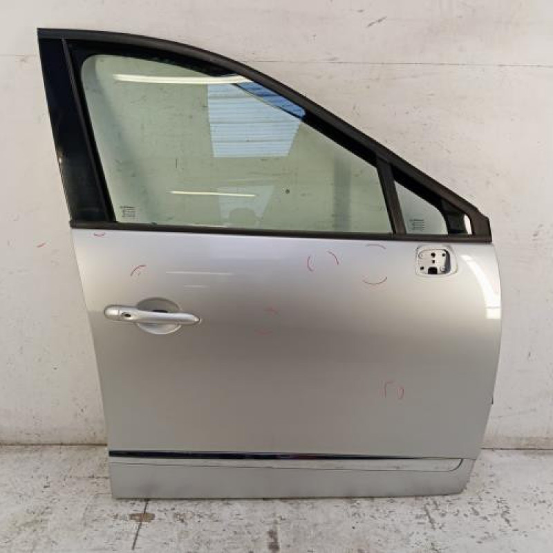 Porte avant droit RENAULT SCENIC 3