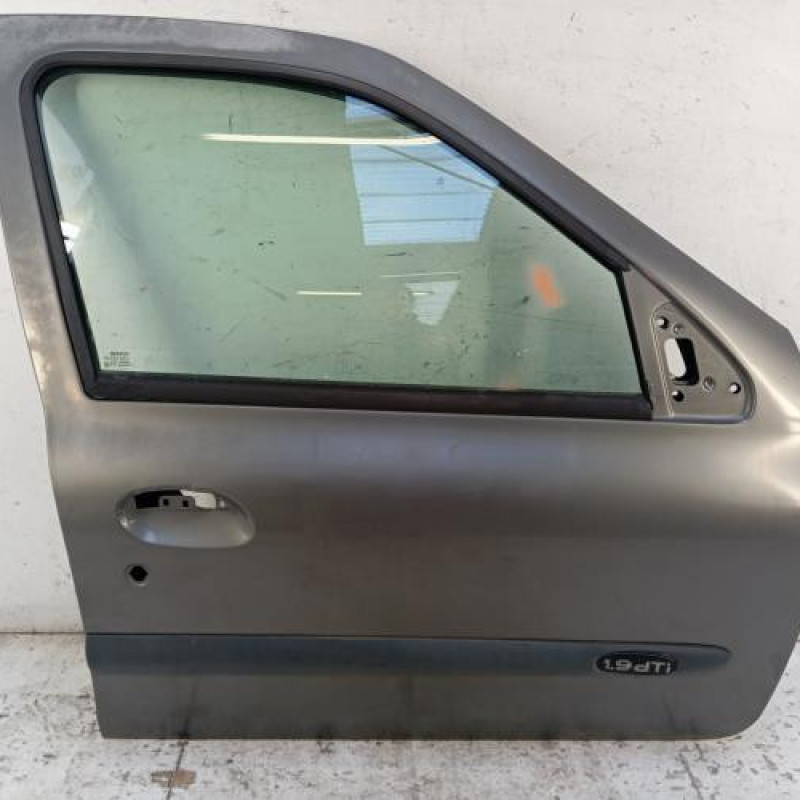 Porte avant droit RENAULT CLIO 2