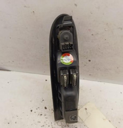 Interrupteur de leve vitre avant gauche RENAULT CLIO 2