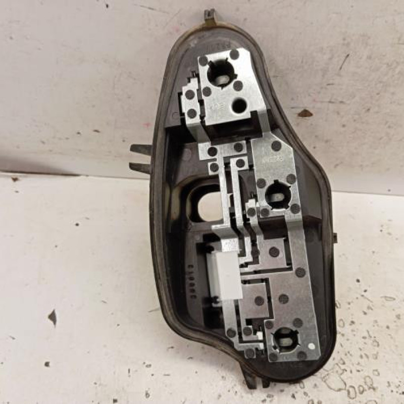 Platine feu arriere gauche CITROEN C3 2