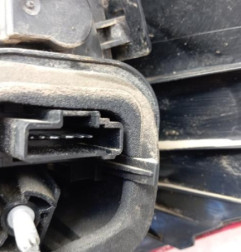 Feu arriere principal gauche (feux) CITROEN C4 2 Photo n°4