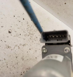 Leve vitre electrique avant gauche CITROEN C3 PICASSO Photo n°3