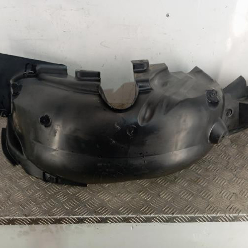 Pare boue arriere droit RENAULT CAPTUR 1