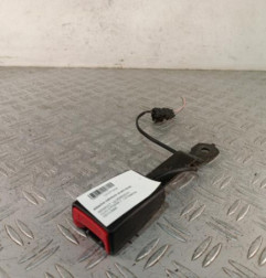 Attache ceinture avant droit RENAULT CLIO 3 Photo n°1
