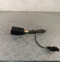 Attache ceinture avant droit RENAULT CLIO 3
