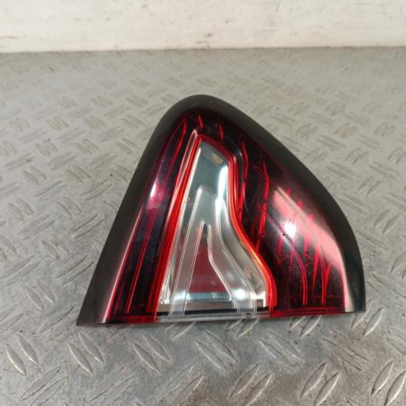 Feu arriere secondaire gauche (feux) RENAULT CAPTUR 1