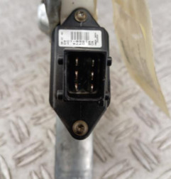 Leve vitre electrique avant gauche TOYOTA COROLLA 10 Photo n°4