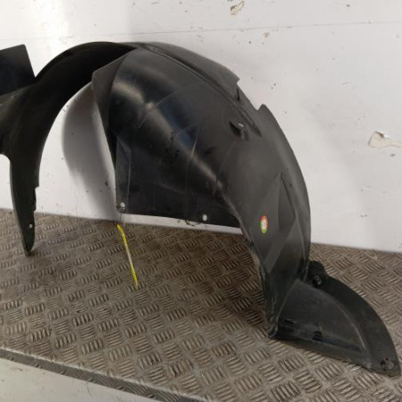 Pare boue avant gauche PEUGEOT PARTNER 1 Photo n°1