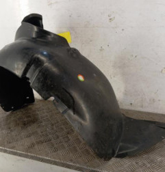 Pare boue avant droit VOLKSWAGEN POLO 4 Photo n°1