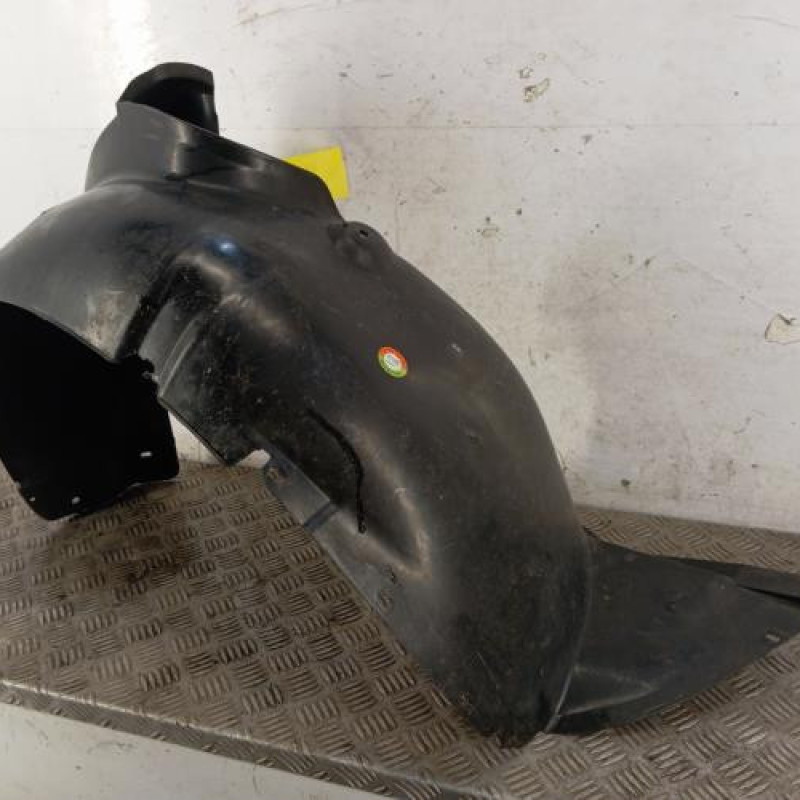 Pare boue avant droit VOLKSWAGEN POLO 4