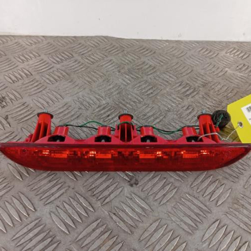 Feu arriere stop central KIA PICANTO 3