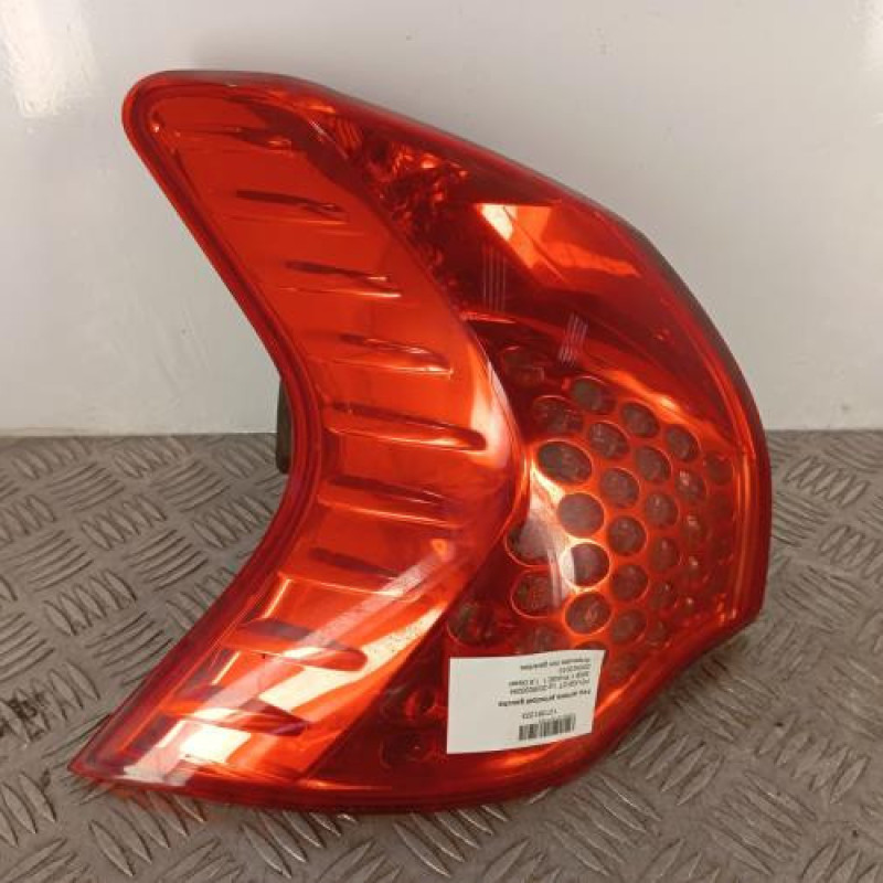 Feu arriere principal gauche (feux) PEUGEOT 3008 1 Feu arriere principal gauche (feux) PEUGEOT 3008 1