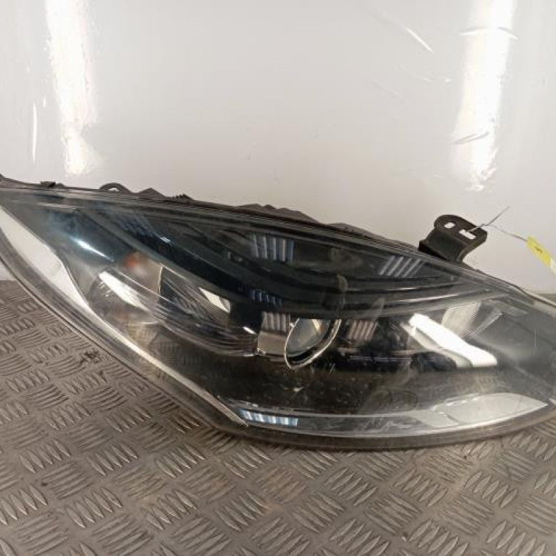 Optique avant principal droit (feux)(phare) RENAULT MEGANE 3