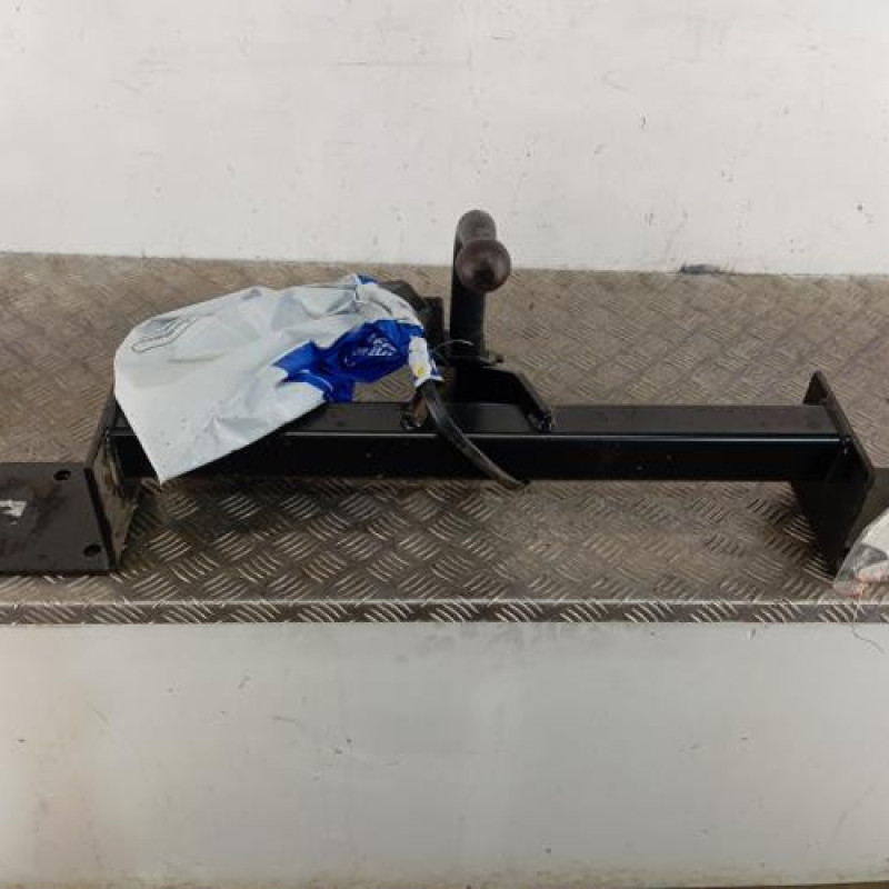 Attelage (boule de remorquage) BMW X1 E84