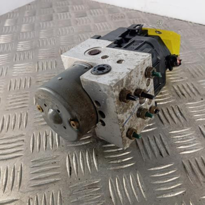 Bloc ABS (freins anti-blocage) RENAULT CLIO 2