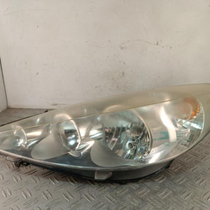 Optique avant principal gauche (feux)(phare) PEUGEOT 206+