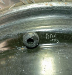 Jante RENAULT CLIO 3 Photo n°4