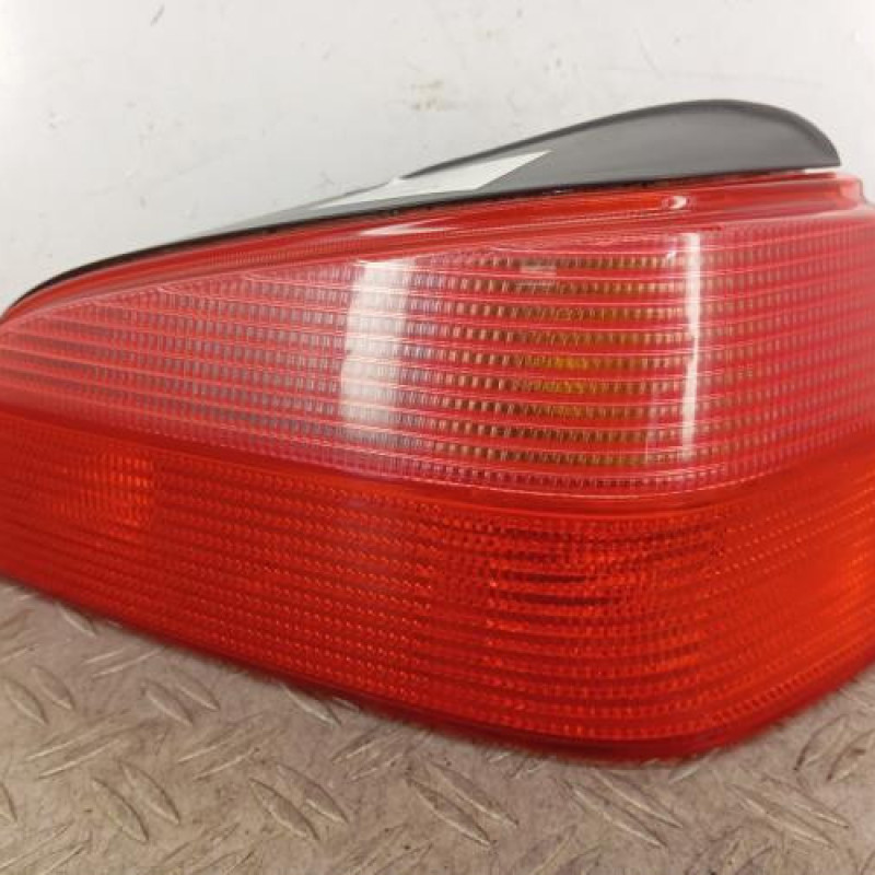 Feu arriere principal droit (feux) PEUGEOT 106