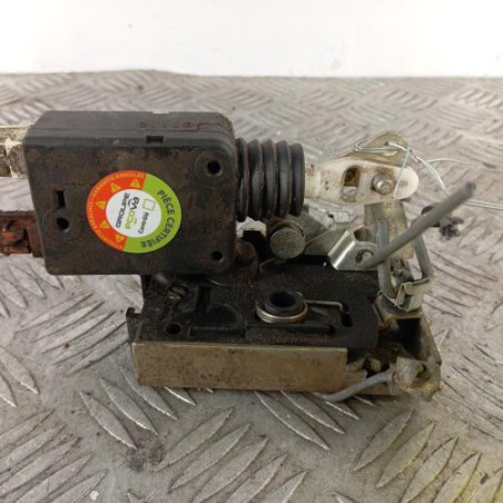 Serrure avant gauche PEUGEOT 106