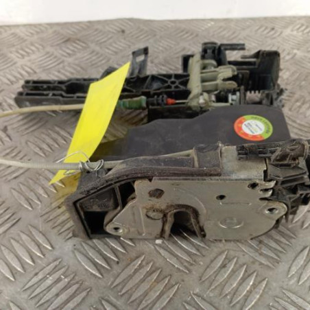 Serrure arriere droit BMW SERIE 1 E87