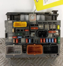 Boitier servitude moteur (BSM) PEUGEOT 308 1 Photo n°1