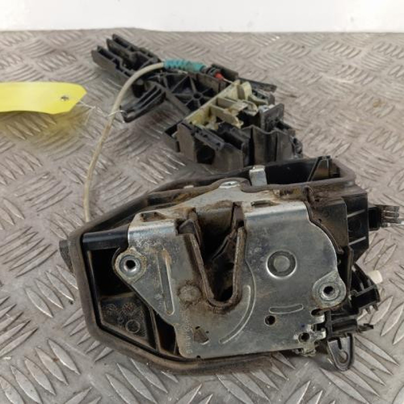 Serrure arriere gauche BMW SERIE 1 E87