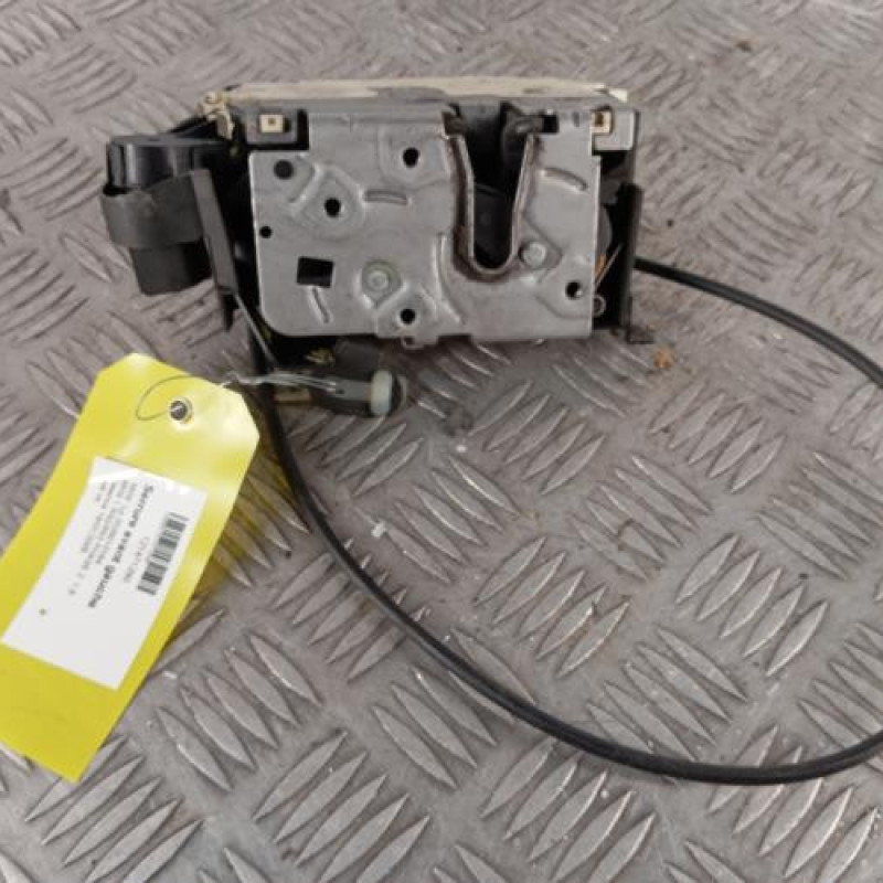 Serrure avant gauche MINI MINI 1 R50/R53 Serrure avant gauche MINI MINI 1 R50/R53