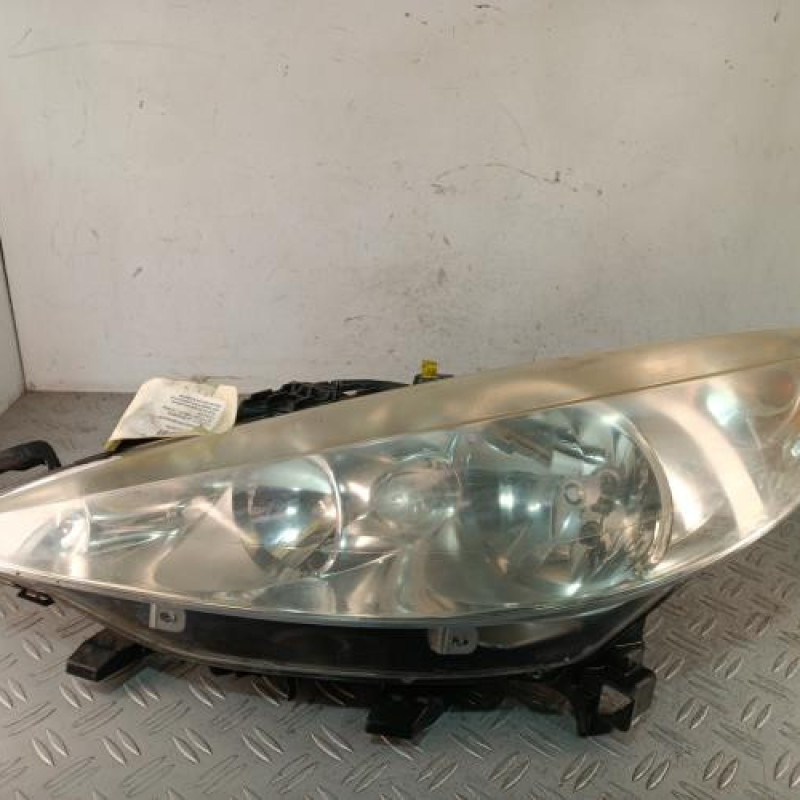 Optique avant principal gauche (feux)(phare) PEUGEOT 207