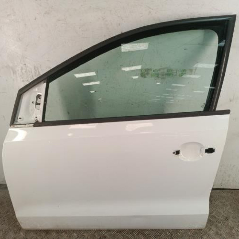Porte avant gauche VOLKSWAGEN POLO 5