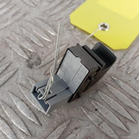 Interrupteur de leve vitre arriere gauche VOLKSWAGEN POLO 5