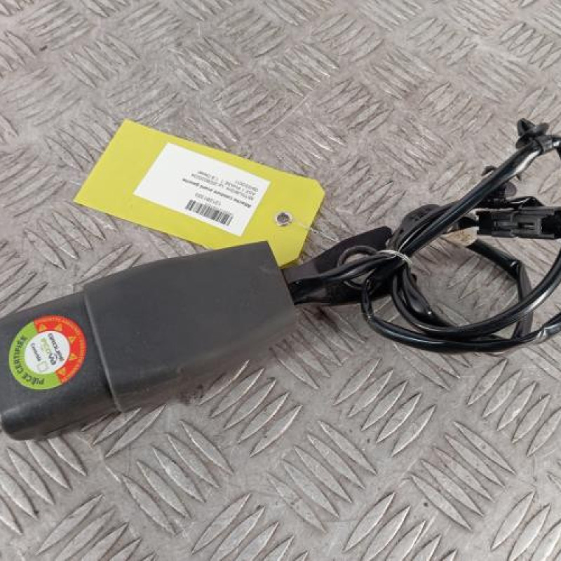 Attache ceinture avant gauche MITSUBISHI ASX 1