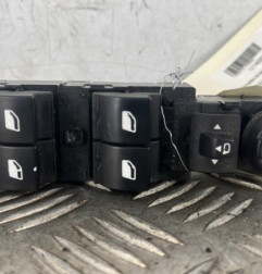 Interrupteur de leve vitre avant gauche CITROEN C4 PICASSO 2 Photo n°1