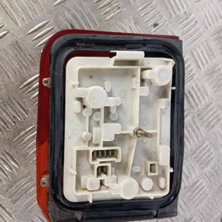 Feu arriere principal droit (feux) PEUGEOT 205