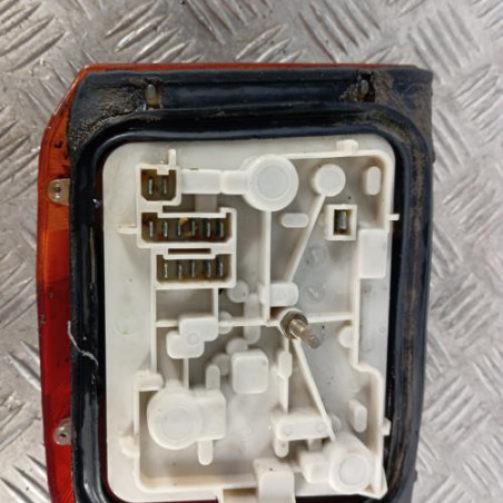 Feu arriere principal gauche (feux) PEUGEOT 205