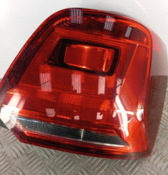 Feu arriere principal droit (feux) VOLKSWAGEN POLO 5 Photo n°1