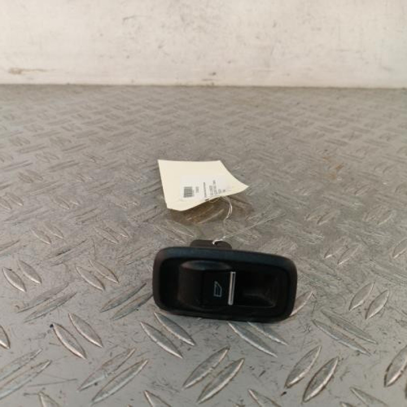 Interrupteur de leve vitre arriere gauche FORD ECOSPORT