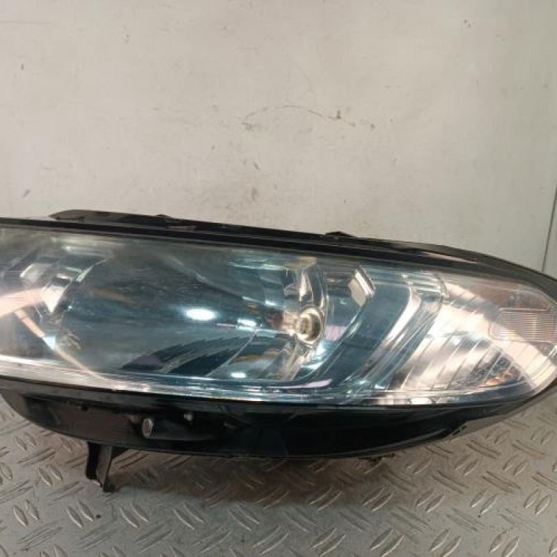 Optique avant principal gauche (feux)(phare) FORD ECOSPORT