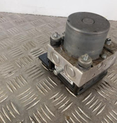 Bloc ABS (freins anti-blocage) OPEL MERIVA B