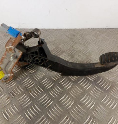Pedale d'embrayage RENAULT KANGOO 2 Photo n°1