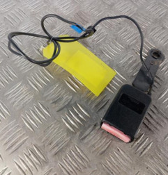 Attache ceinture avant gauche PEUGEOT 206 Photo n°1