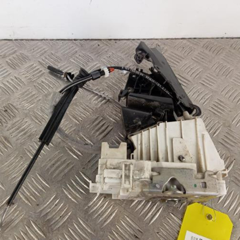 Serrure avant droit MERCEDES CLASSE A 169 Serrure avant droit MERCEDES CLASSE A 169