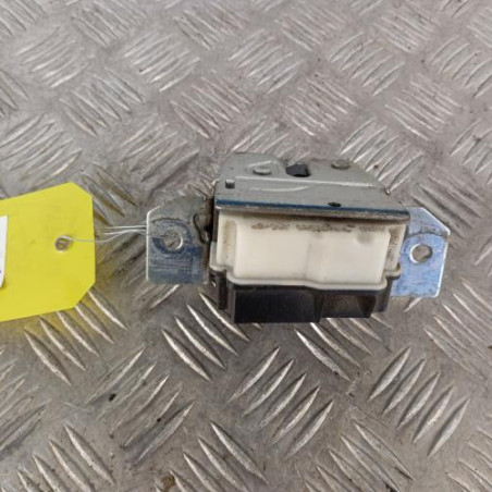 Serrure de hayon MERCEDES CLASSE A 169 Photo n°1