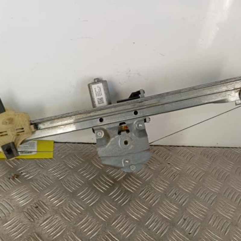 Leve vitre electrique avant gauche RENAULT CAPTUR 1