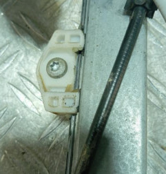 Leve vitre electrique avant gauche RENAULT KANGOO 2 Photo n°3